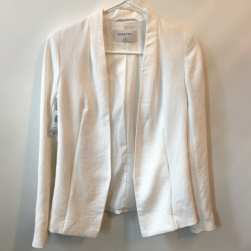 Babaton (Aritzia) White Blazer size 0 NWT